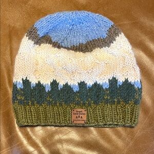 NWOT Multicolor Great Sand Dunes Knit Beanie